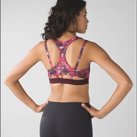 LULULEMON Splendour Bra Size 4 - Picture 8 of 9